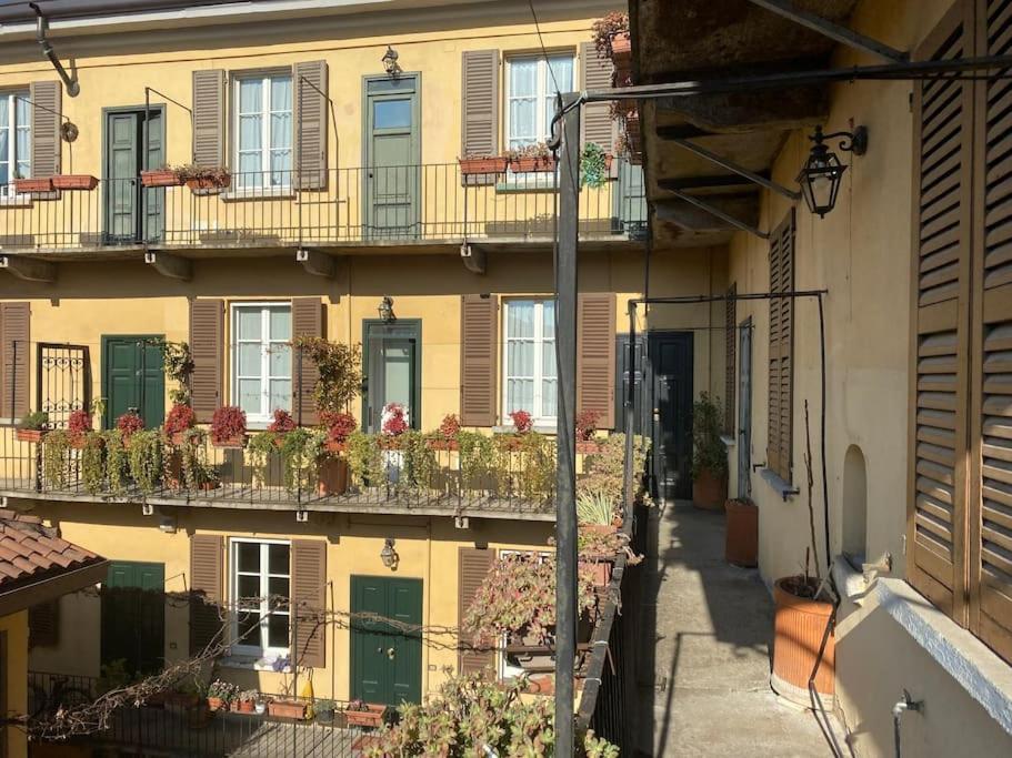 Antica Corte Navigli-Darsena Milão Exterior foto